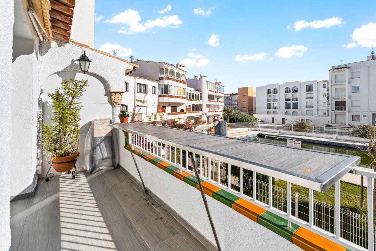 Apartamento Welcs -013- Con Terraza Y Piscina Appartement Empuriabrava Buitenkant foto